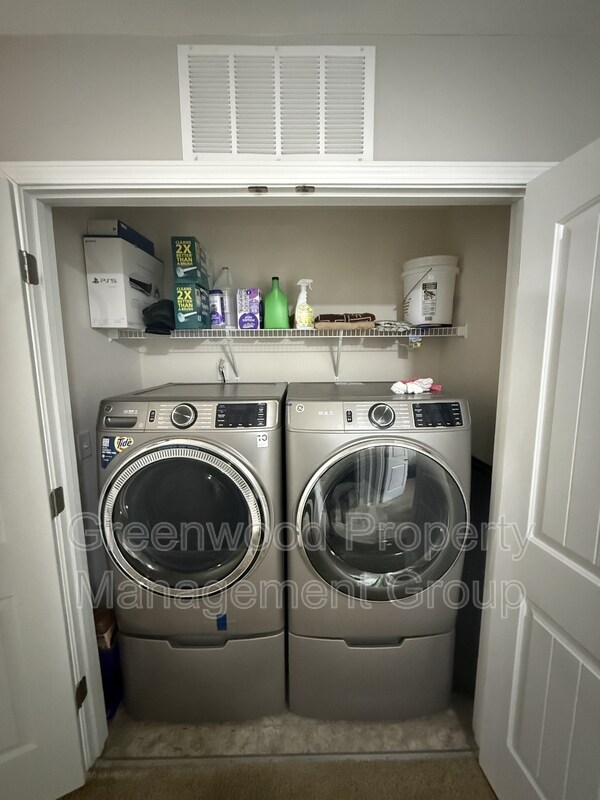 Building Photo - 111 Crepe Myrtle Ln