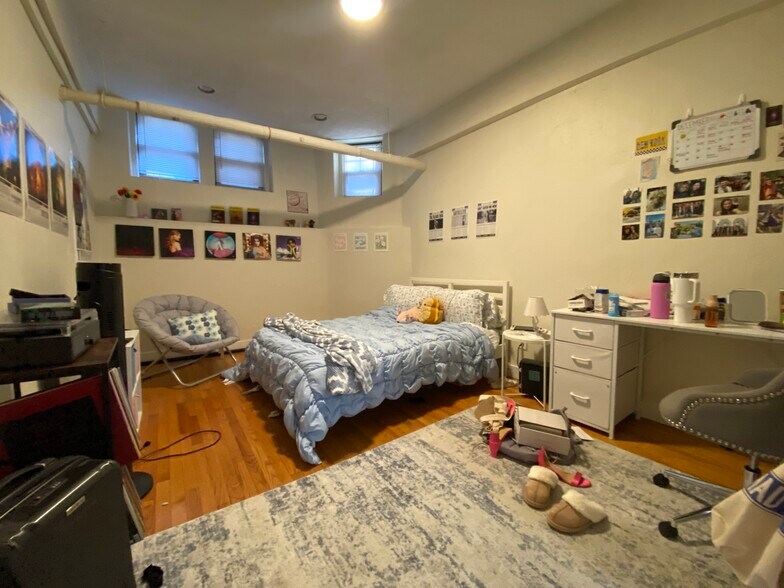 Building Photo - 78 Saint Stephen St