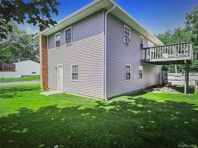 Building Photo - 142 Greene Ave