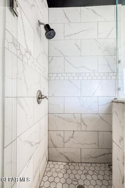 Building Photo - 329 Samuel Vis St