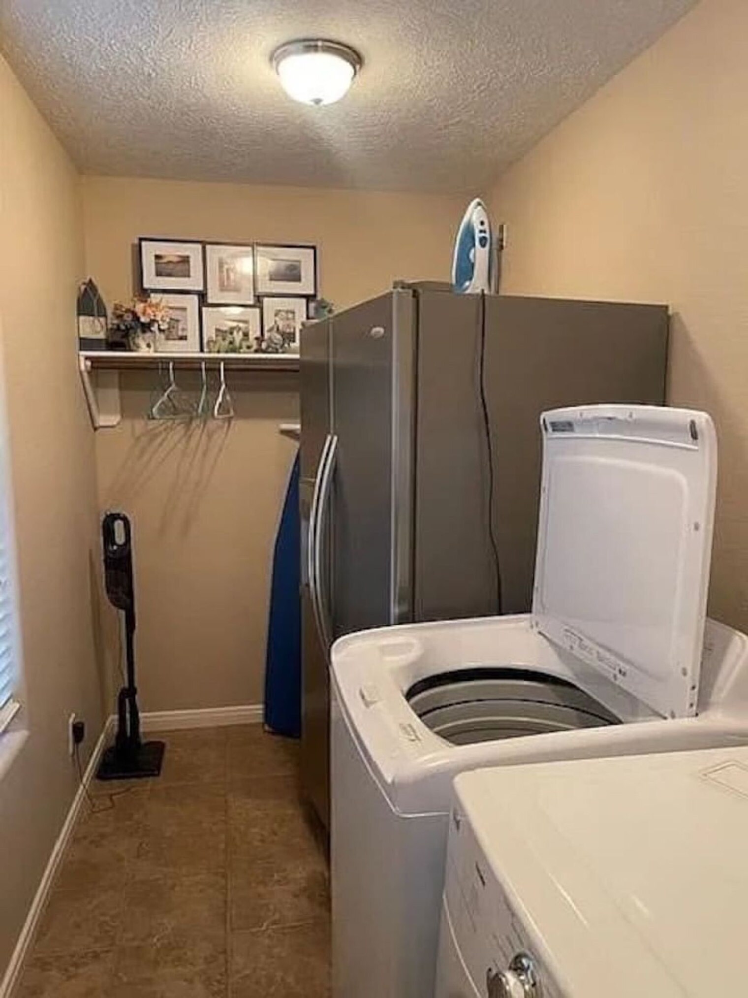 Building Photo - 820 Sandollar