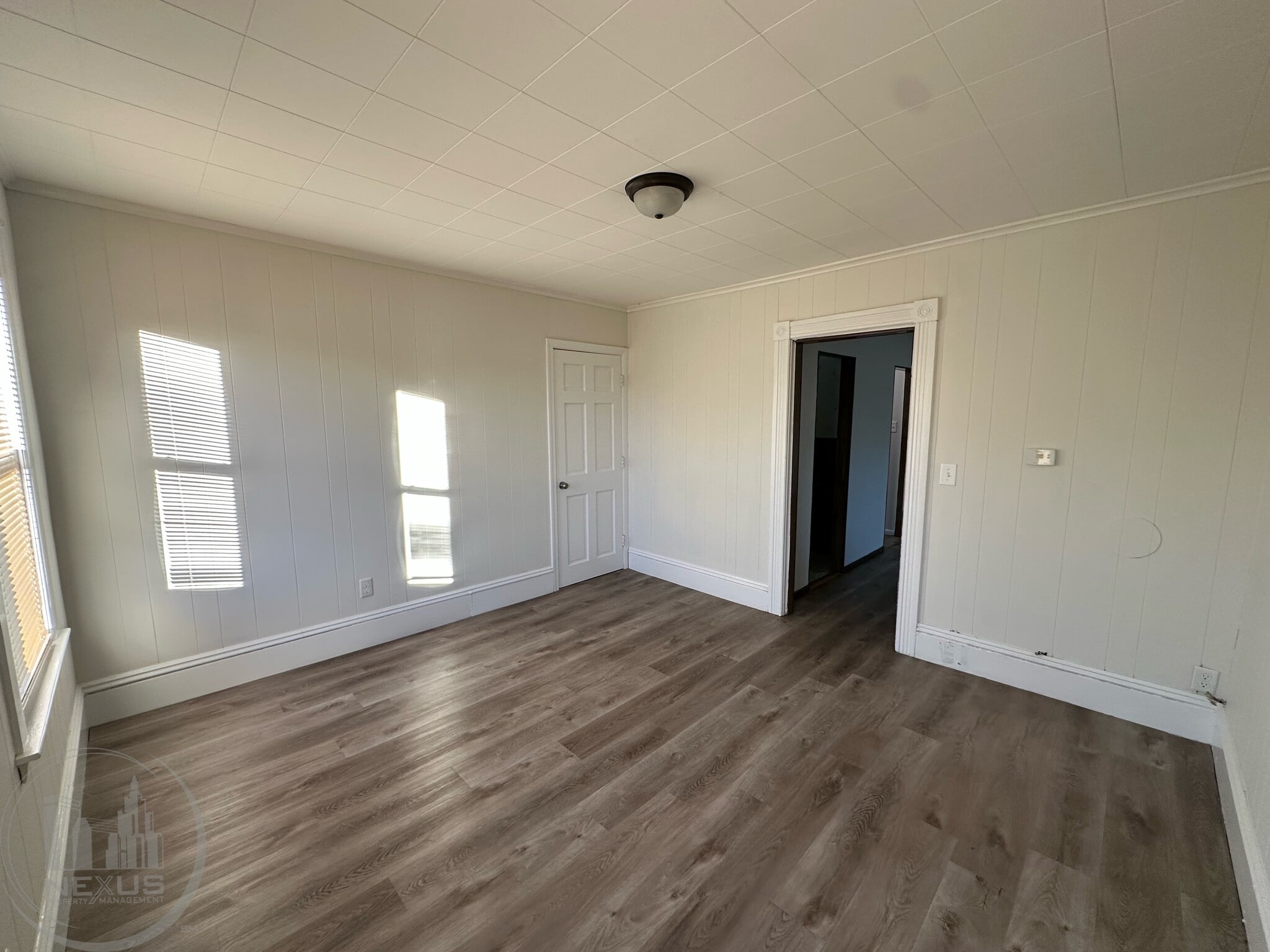 Building Photo - 73 Esther St