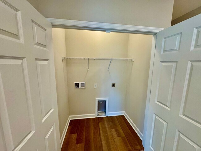 Building Photo - Discover Coastal Living at Its Finest in Marketview, Market Common – Now Leasing!