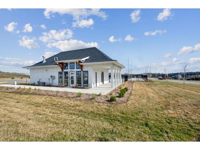 Building Photo - 6993 Huckleberry Dr