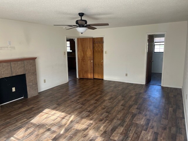 Building Photo - 226 Wall Dr