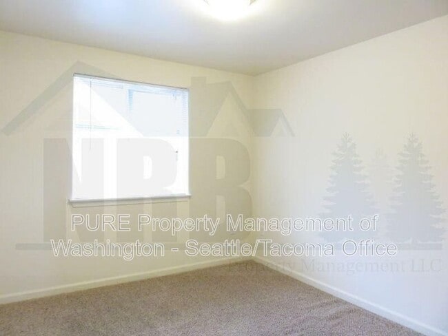 Building Photo - 4045 S Warner St