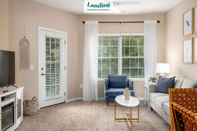 Building Photo - 5761 Fenimore Trail Dr W