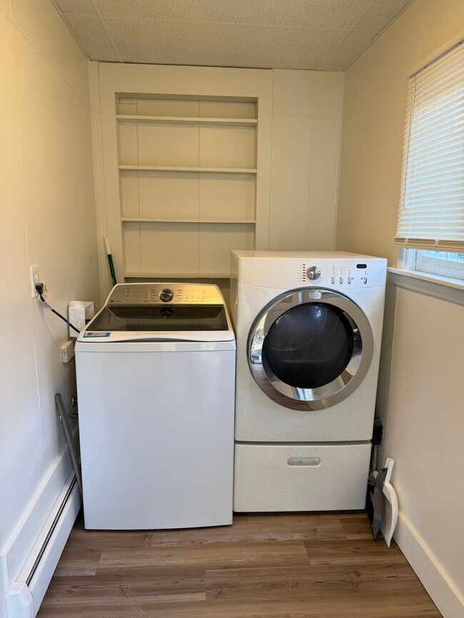 Building Photo - Cozy & Quiet Home in Glen Rock