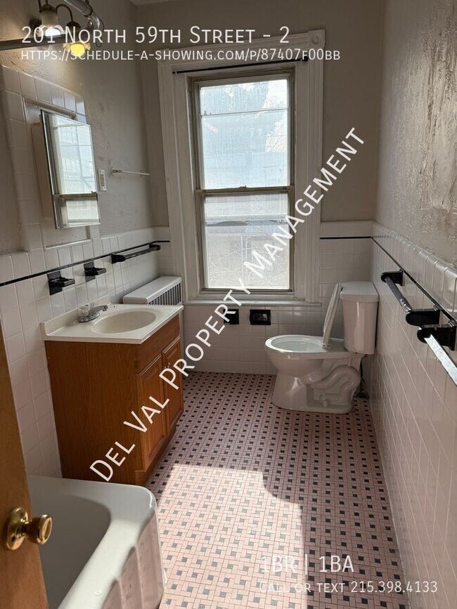 Building Photo - 201 N 59th St