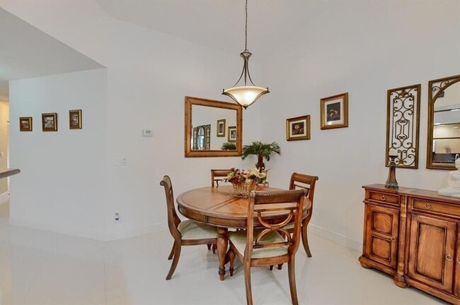 Building Photo - 65 Centennial Ct