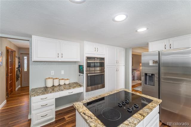 Building Photo - 440 Picasso Ct