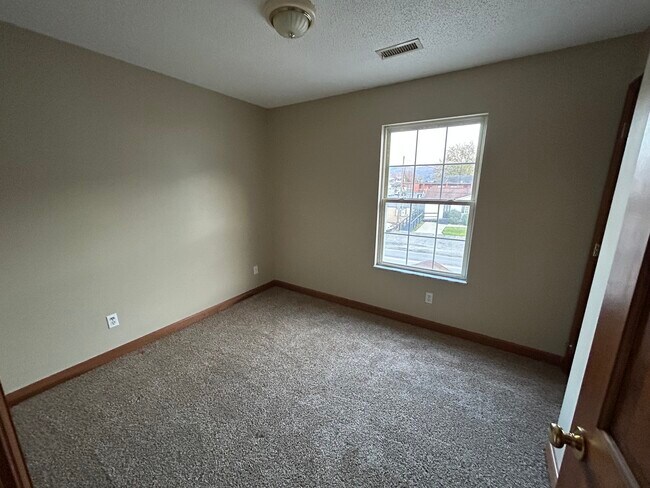 Bedroom 3 - 505 50th St SE