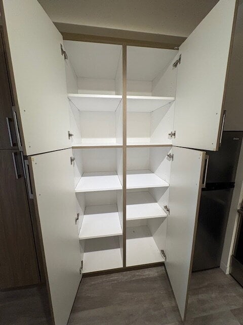 Building Photo - Cute Pet Friendly Studio Apartment Near Sl...