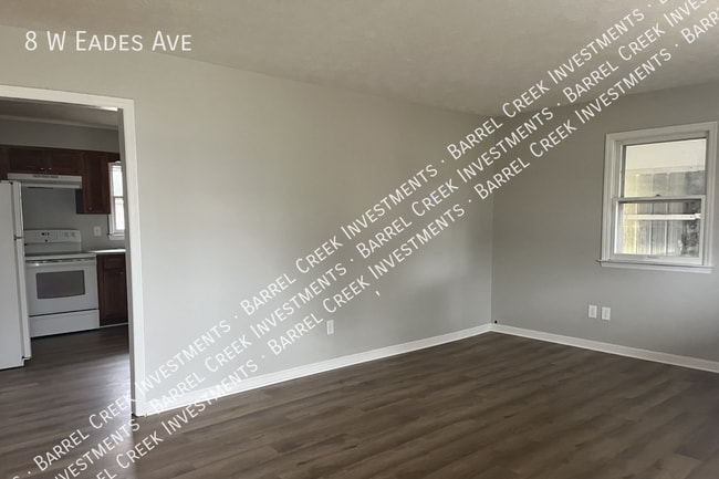 Building Photo - 8 W Eades Ave