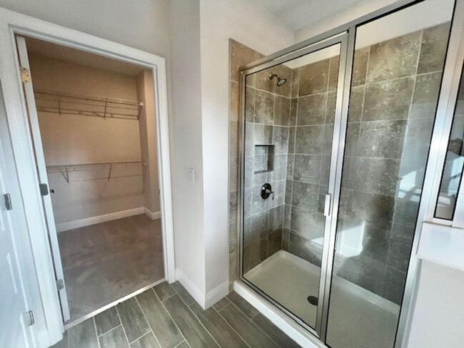 Building Photo - SPECTACULAR MODERN HOME!!Relaxing water views- MOVE IN September 2026-2 story 4 bed 3.5 bath HM i...