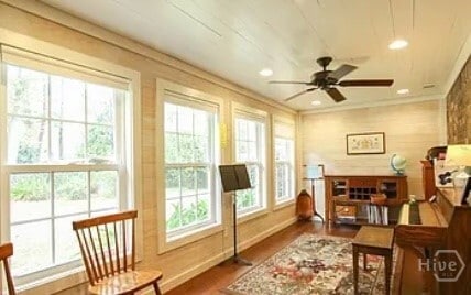 Building Photo - 397 Greenwich Dr