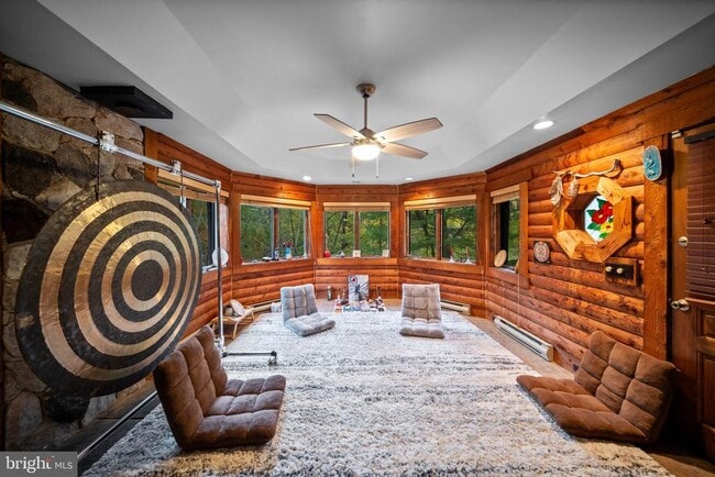 Building Photo - 15024 Wheeler Ln