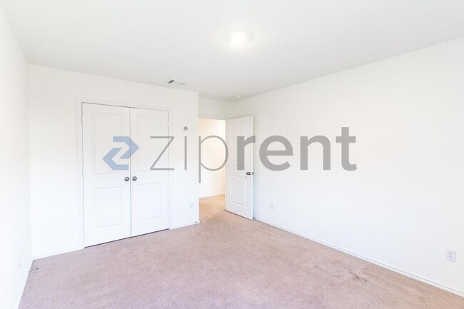 Building Photo - 500 Arnage Dr