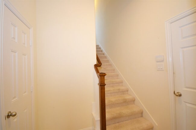 Building Photo - 28907 Powder Ridge Dr
