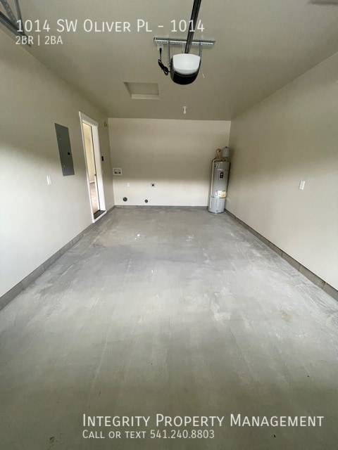 Building Photo - 1014 SW Oliver Pl