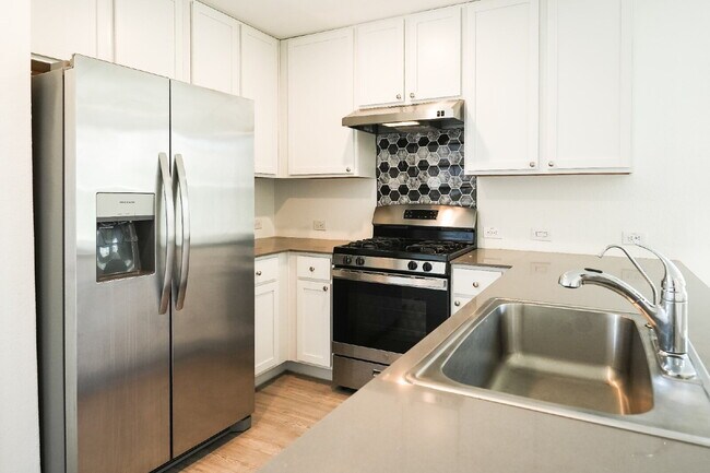 Building Photo - 10022 Kersey Ml