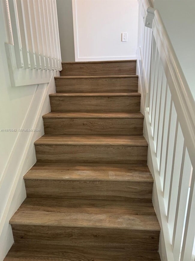 Building Photo - 1280 N Flagler Ave