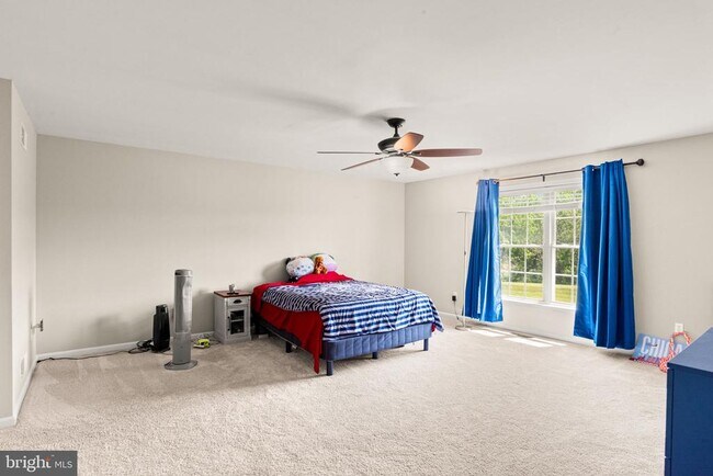 Building Photo - 2080 Deer Run Dr
