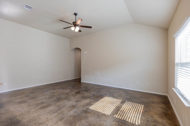 Building Photo - 218 Ragsdale Way