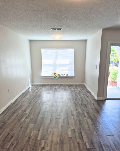 Building Photo - 22 Wood Arbor Ln