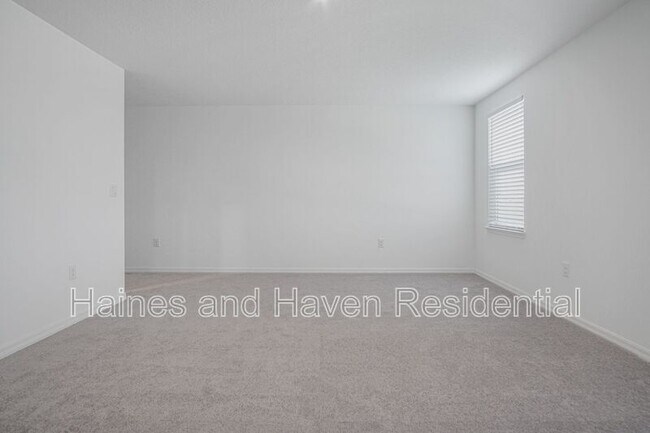 Building Photo - 4429 River Beacon Blvd