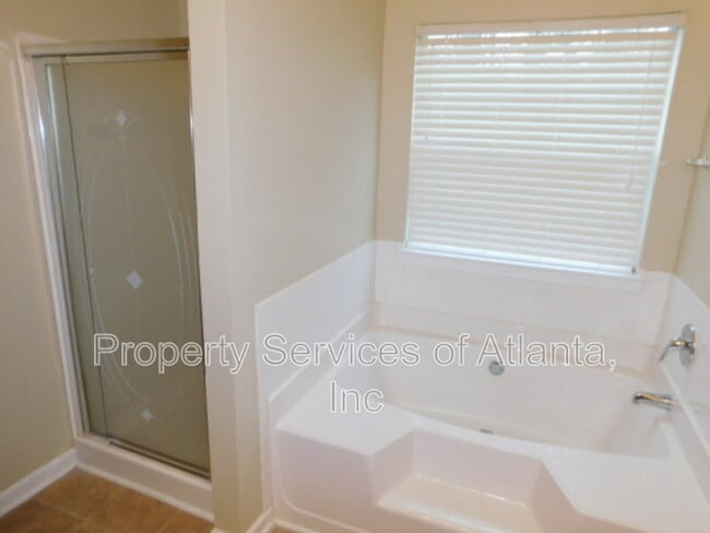 Building Photo - 6931 ? Bonnes Blvd