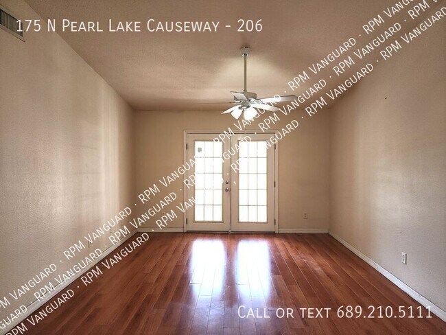 Building Photo - 175 N Pearl Lake Causeway