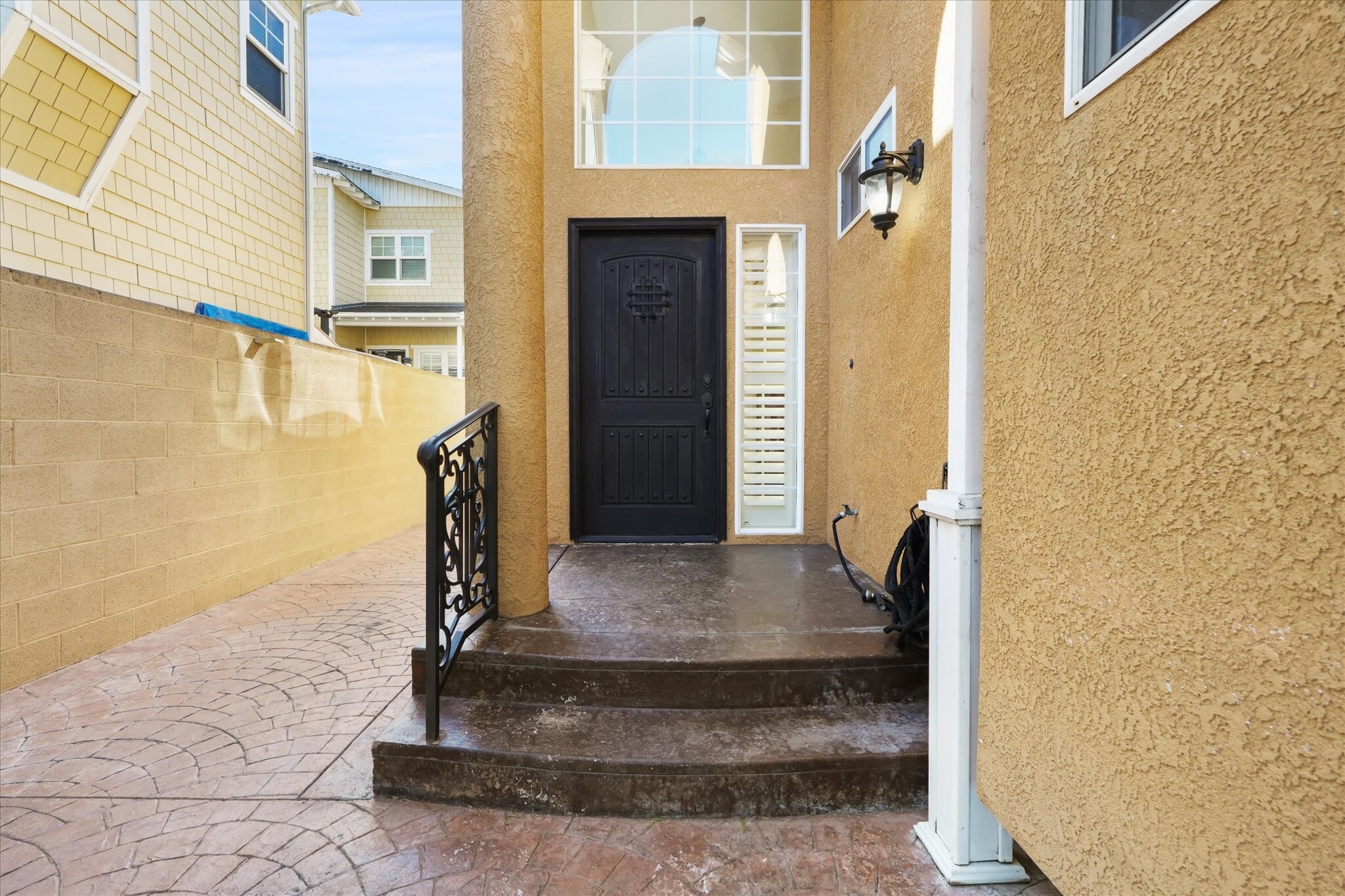 Building Photo - 24427 Ward St