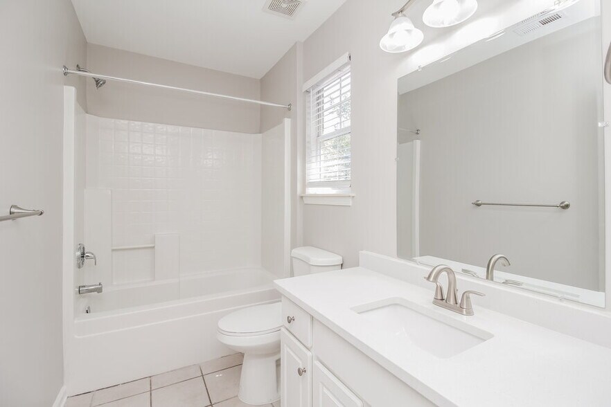 Building Photo - 8427 Galena View Dr