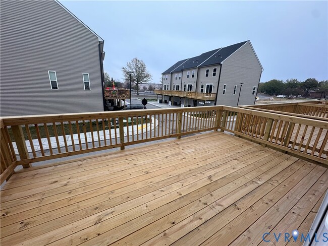 Building Photo - 10175 Blue Wing Ln