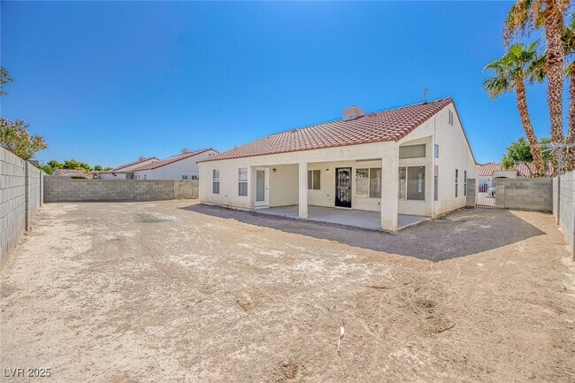 Building Photo - 4112 Evora Cir