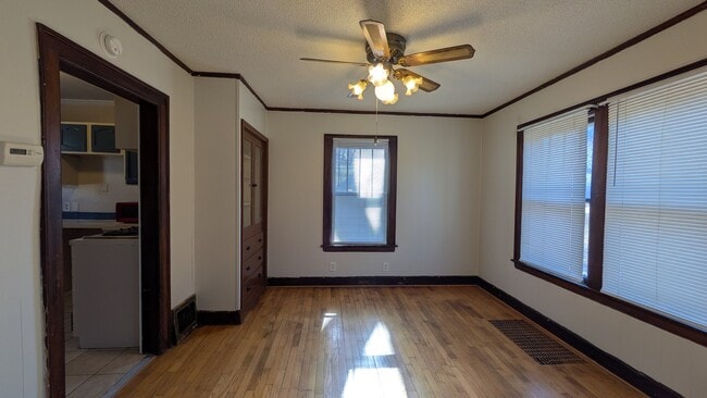 Building Photo - 1109 SW 19th St