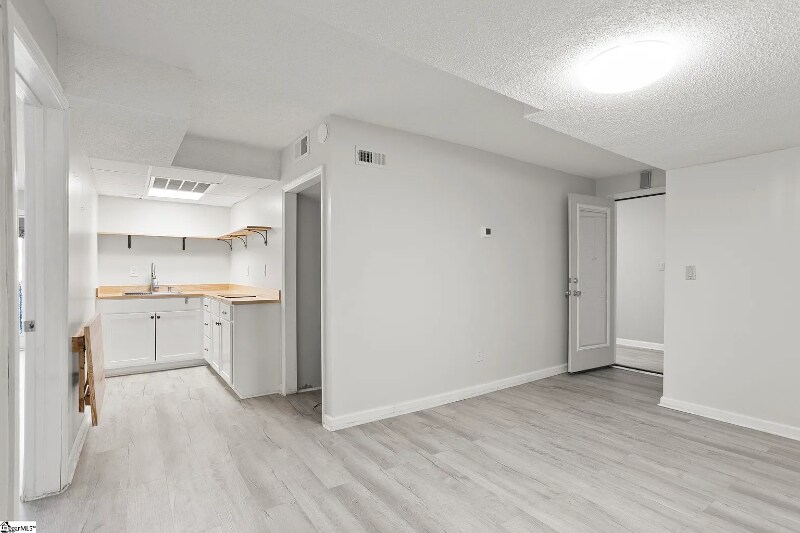 Building Photo - 2442 Fews Bridge Rd