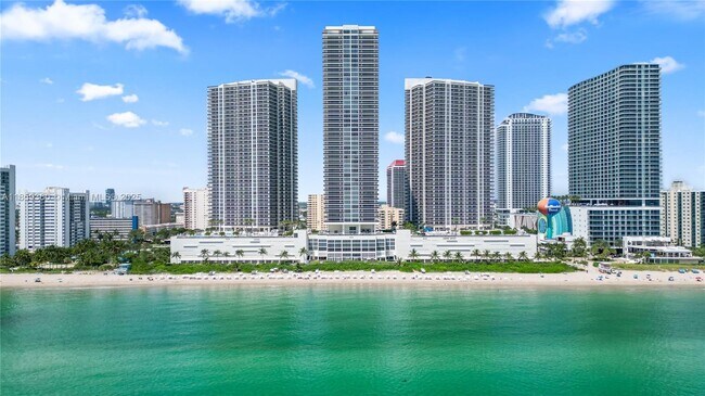 Building Photo - 1830 S Ocean Dr