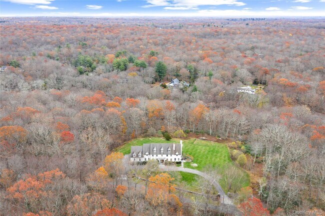 Building Photo - 11 Lost Nations Rd