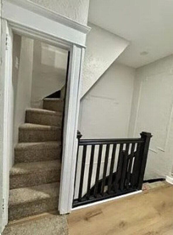 Building Photo - 2216 Whittier Ave