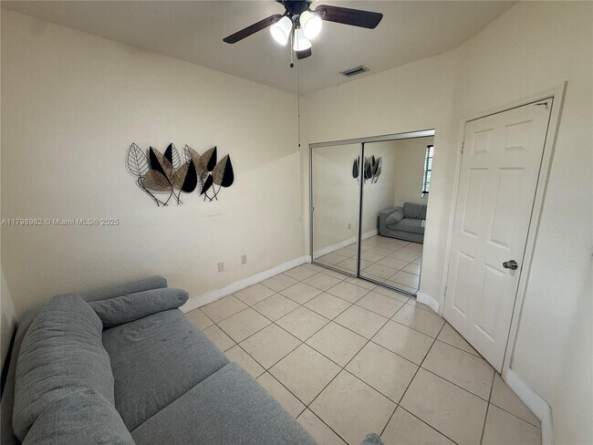 Building Photo - 5660 NW 115th Ct