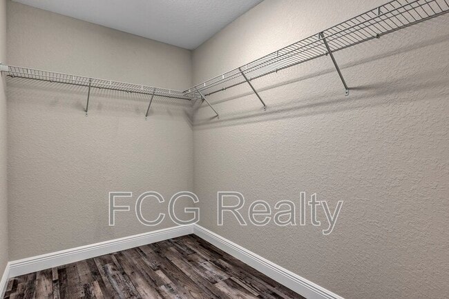 Building Photo - 4 Locust Drive Trail