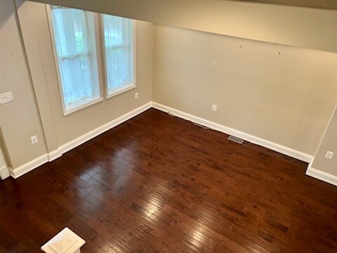 Building Photo - 1420 Trinidad Ave NE