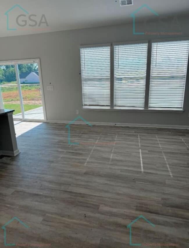 Building Photo - UPCOMING! 3 Bedroom 2 Bath Lyman, SC 29365...