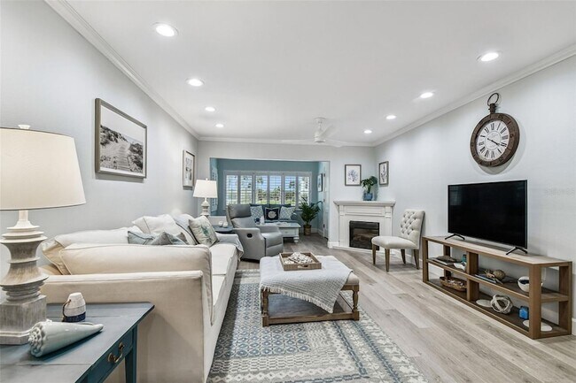 Building Photo - 8 Glencoe Pl