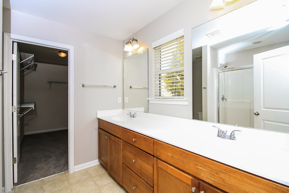 Building Photo - 289 Darbys Run Ct