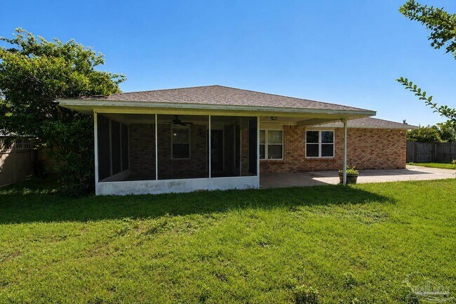 Building Photo - 10609 Creek Ridge Dr