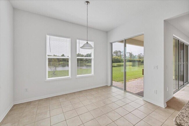 Building Photo - 7228 Great Egret Blvd