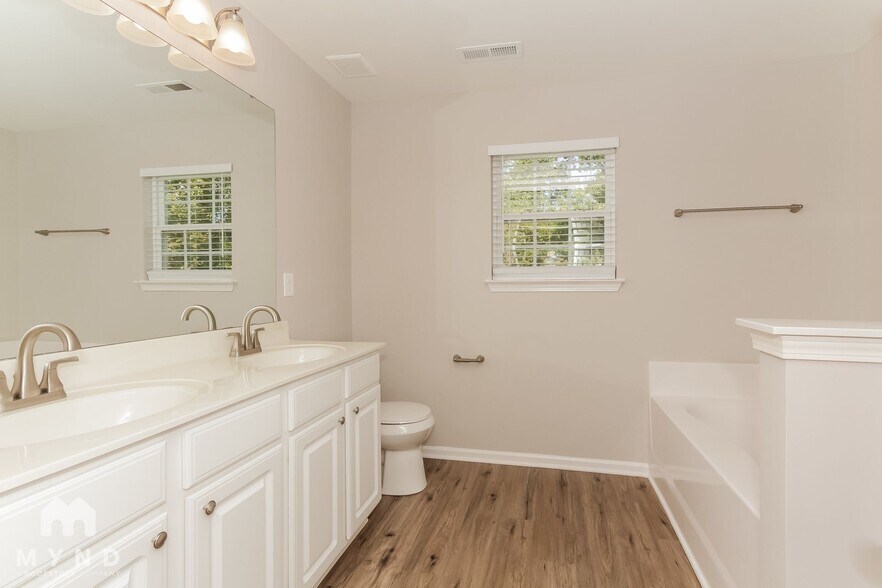 Building Photo - 3515 Gibbon Terrace Court